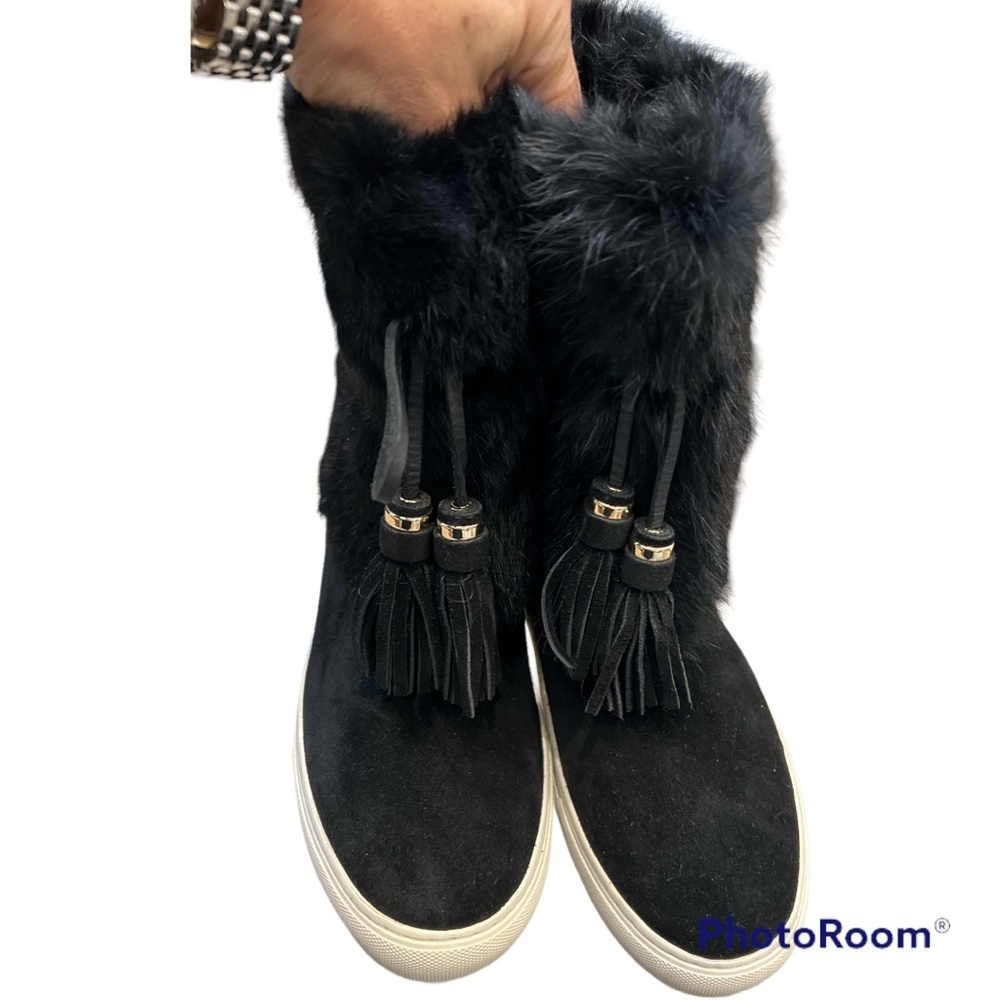 New Tory Burch Angelica fur cuff bootie black suede rubber sole tassels 8